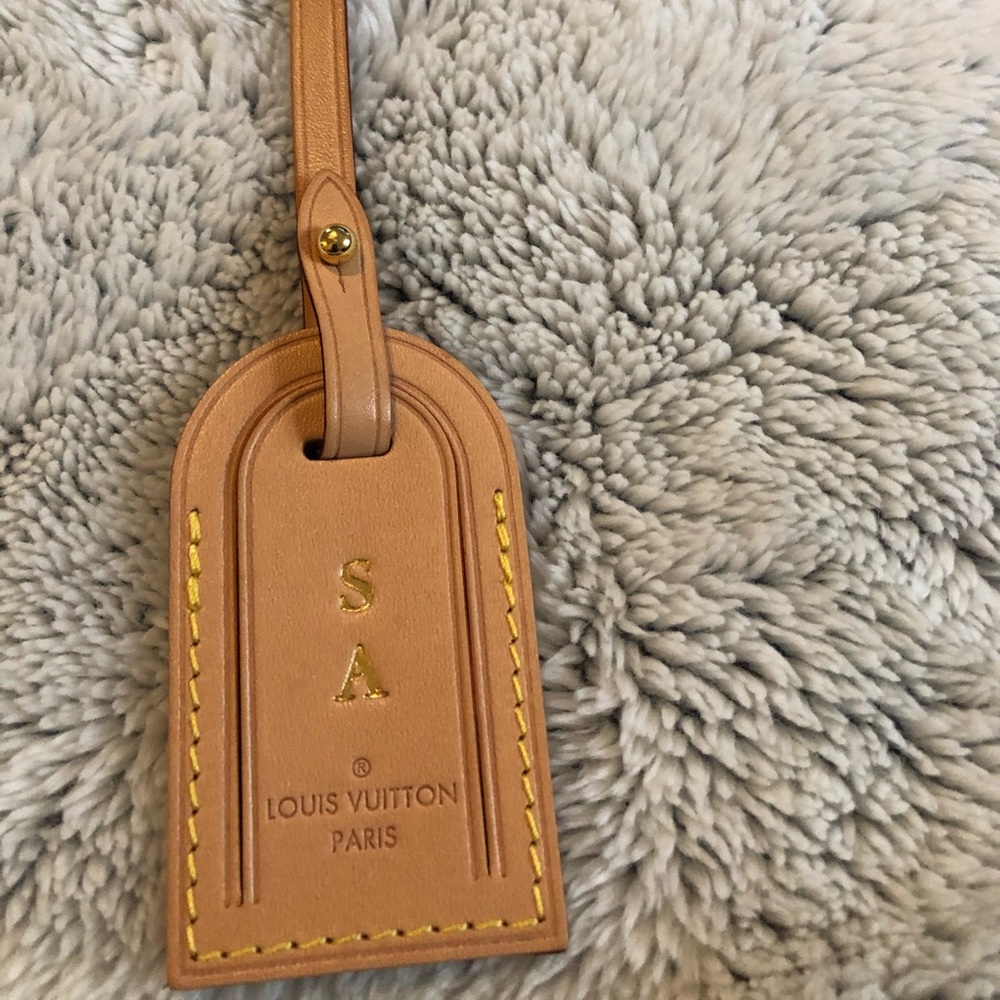 Louis Vuitton Graceful bag tag